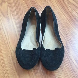 GH Bass Suede Flats